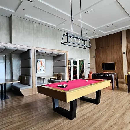 Park Mckinley West Classic Luxury 1Br
