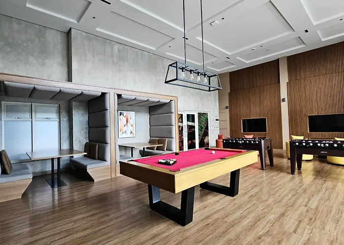 Park Mckinley West Classic Luxury 1br مانيلا