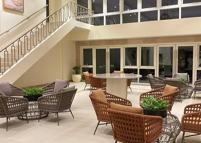 Park Mckinley West Classic Luxury 1br شقة فندقية مانيلا